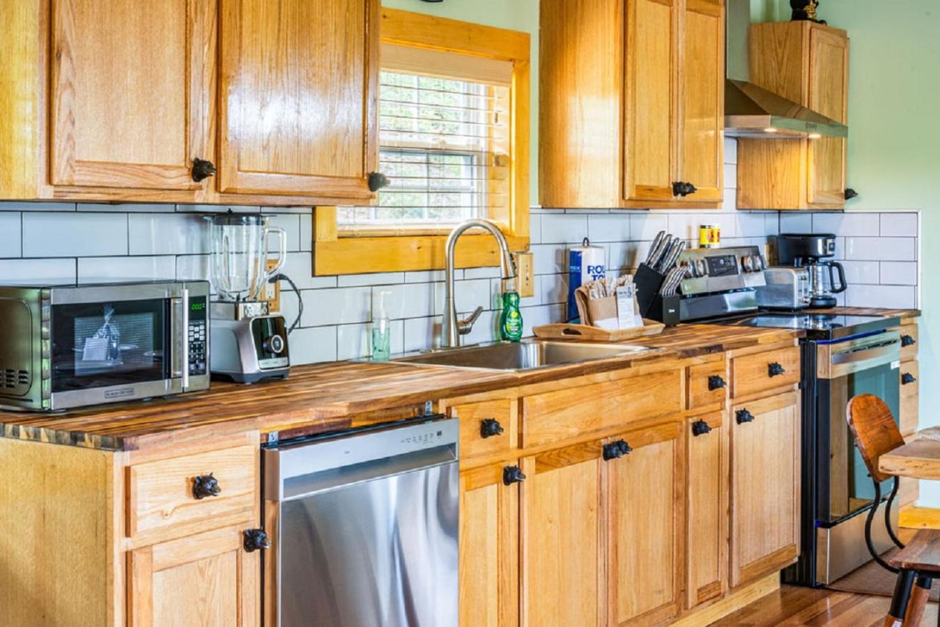 Brand New Tiny Cabin! A Bearly Adventure Sevierville Esterno foto