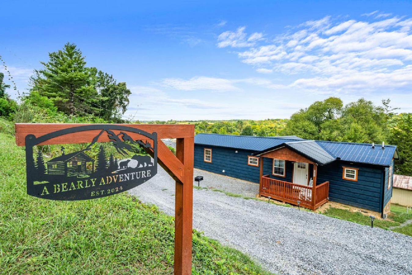 Brand New Tiny Cabin! A Bearly Adventure Sevierville Esterno foto
