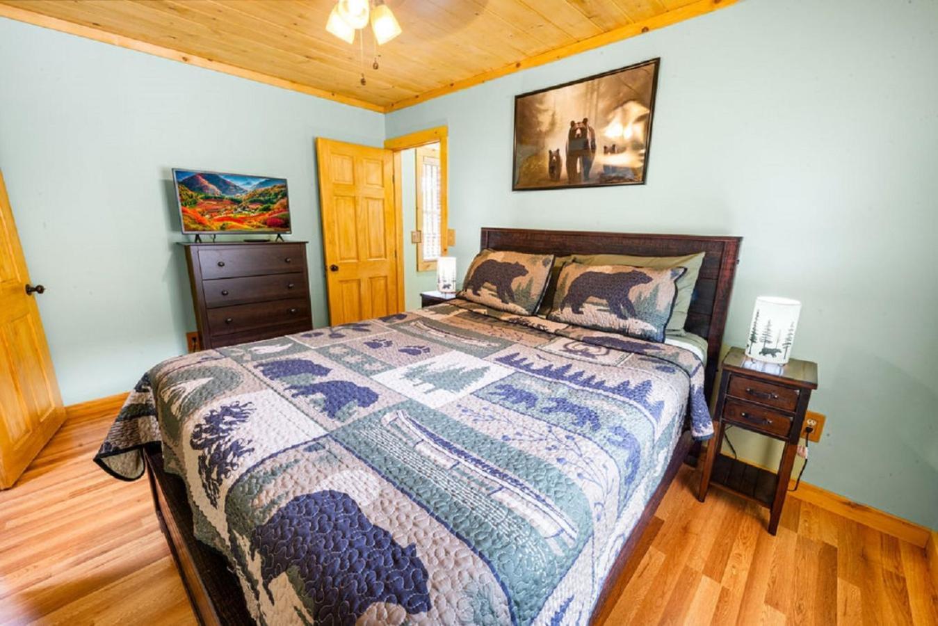 Brand New Tiny Cabin! A Bearly Adventure Sevierville Esterno foto
